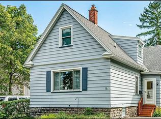 16 Oakland St, Rochester, NY 14620
