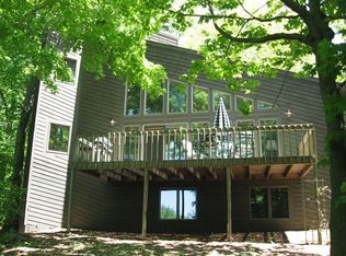 12923 Lakeshore Dr, Grand Haven, MI 49417