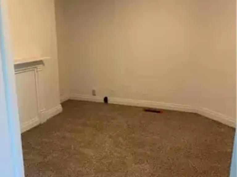 1283 Dietzen Ave — Photo 3
