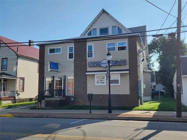 12 N Main St, Homer City, PA 15748