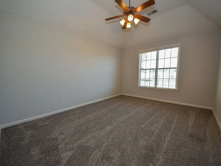 2648 Plum Creek Dr — Photo 13
