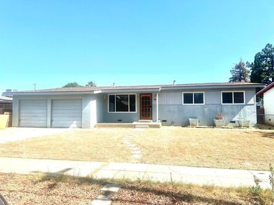 80 W Escalon Ave, Fresno, CA, 93704