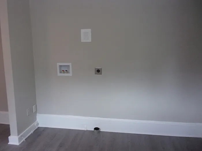 411 N Confederate Ave #1 — Photo 7