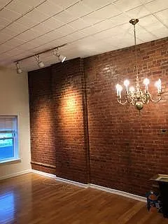 121 E Broad St — Photo 2