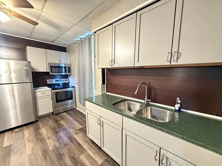 321 Washburn St #1 — Photo 6