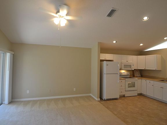4th image of 32109 Cypress Valley Dr