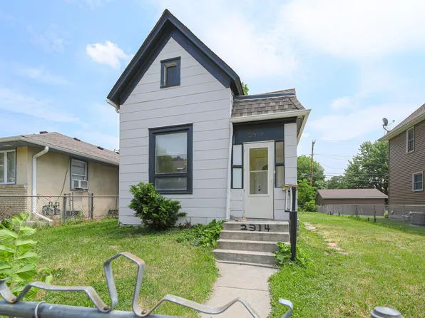 2314 Queen Ave N, Minneapolis, MN 55411