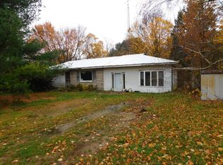 50806 County Road 673, Lawrence, MI 49064