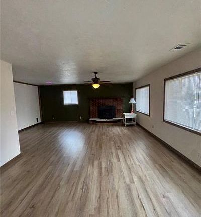 4th image of 1610 Ironwood Dr