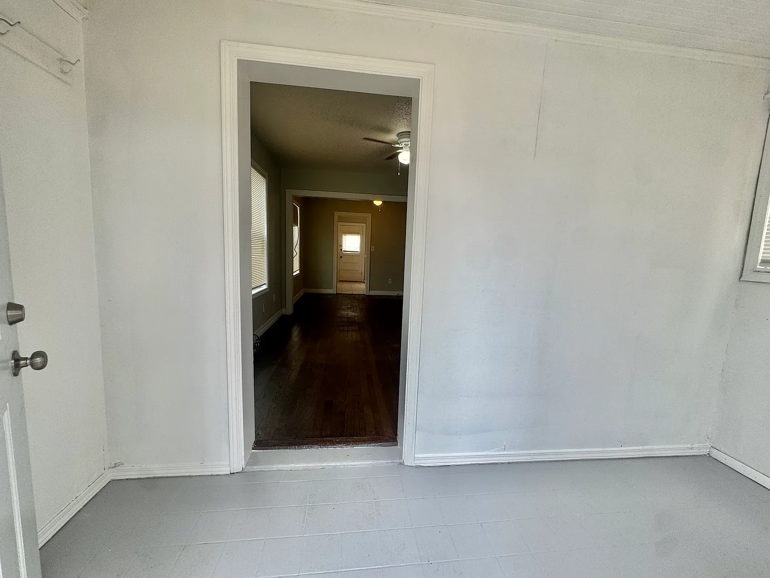 2 bed, 768 sqft, $1,050 — Photo 4