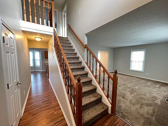 4th image of 3013 Scottsdale Dr