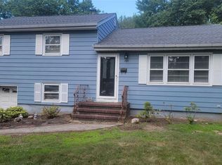 295 Spencer Pl, Paramus, NJ 07652