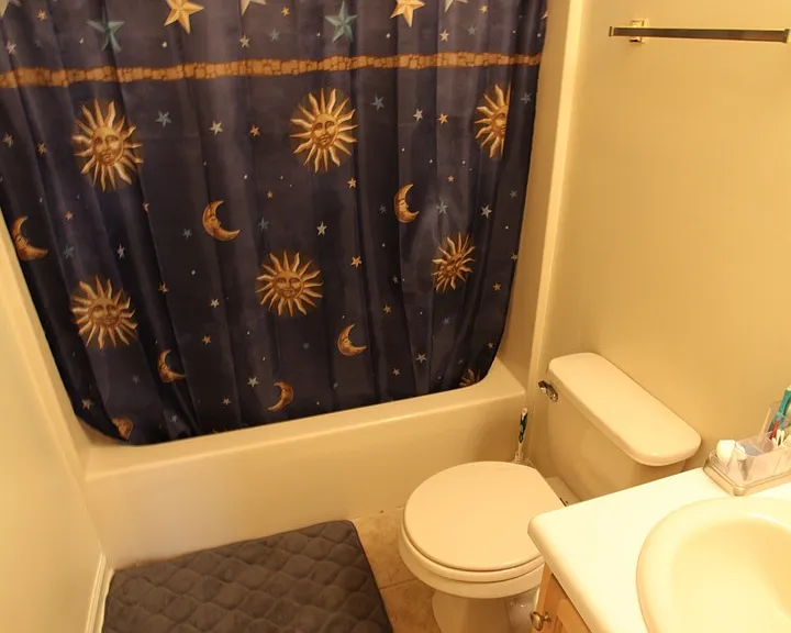 714 Yeager Ln — Photo 4