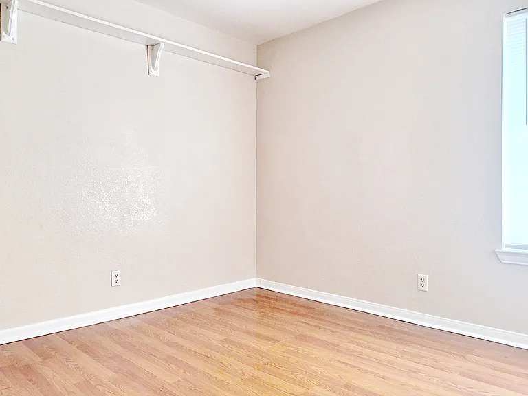 2812 Fieldstone Dr — Photo 6