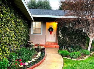 24318 Cross St, Santa Clarita, CA 91321