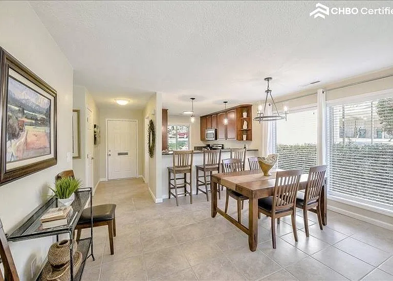 3911 Hills Ct — Photo 17