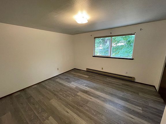 4th image of 750 SW Harrier Cir #2
