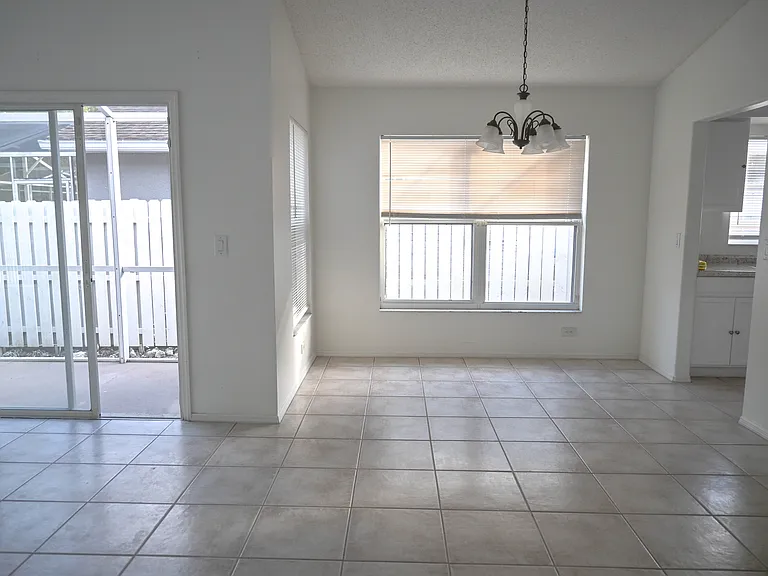 223 Coralwood Ct — Photo 5