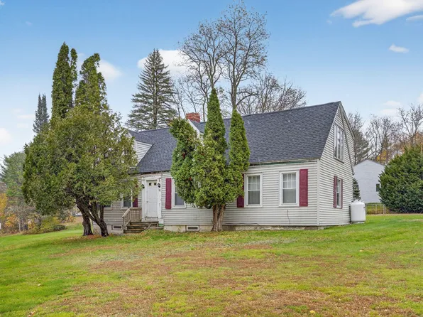88 Augusta Road, Winslow, ME 04901