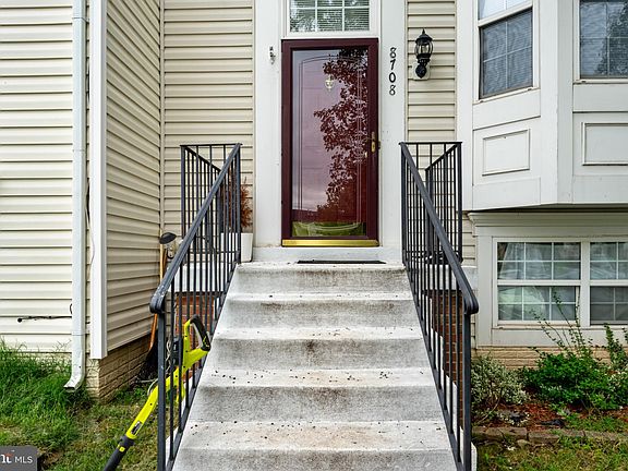 3rd image of 8708 Farnham Way