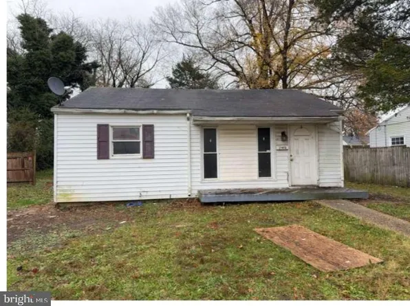 21858 N Essex Dr, Lexington Park, MD 20653