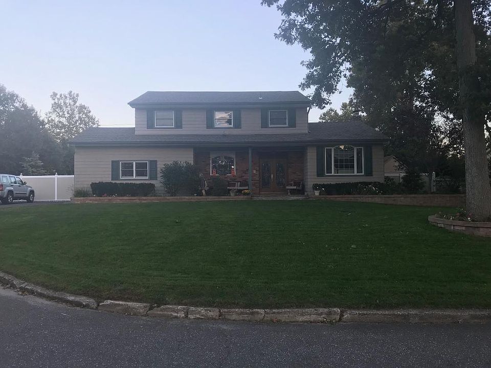 1st image of 16 Alister Cir