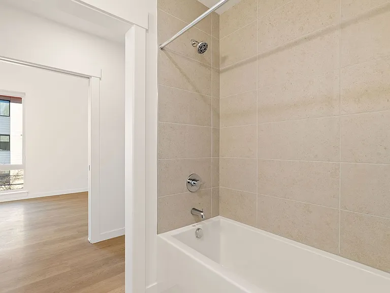 2508 SE 32nd Ave — Photo 60