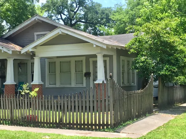 1097 N 5th St, Beaumont, TX 77701