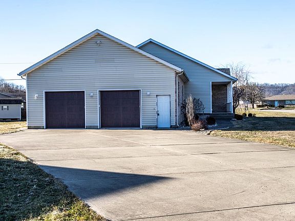 5th image of 9020 Meyer Rd