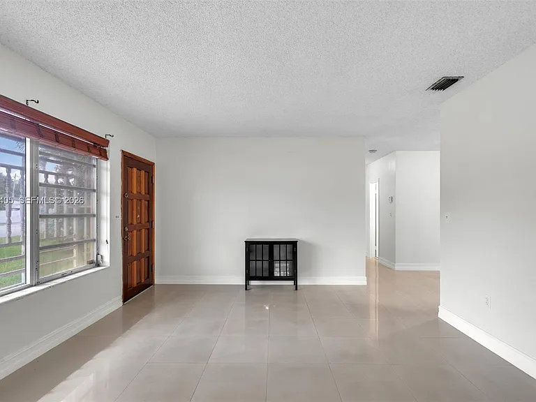 5560 W 6th Ave — Photo 6