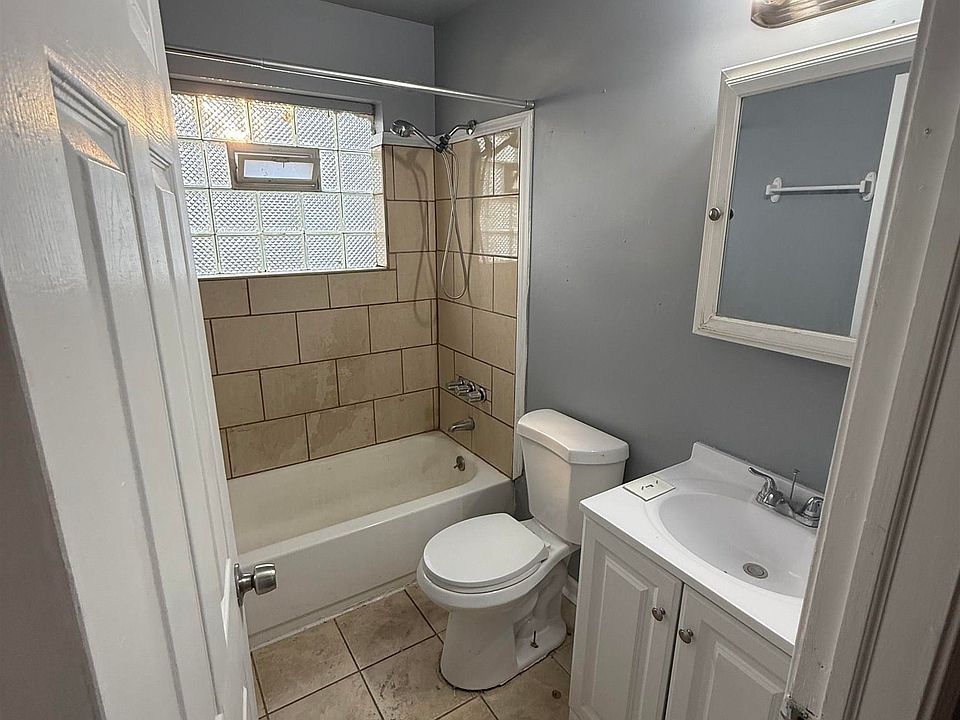 3632 Michael Ave, photo 9