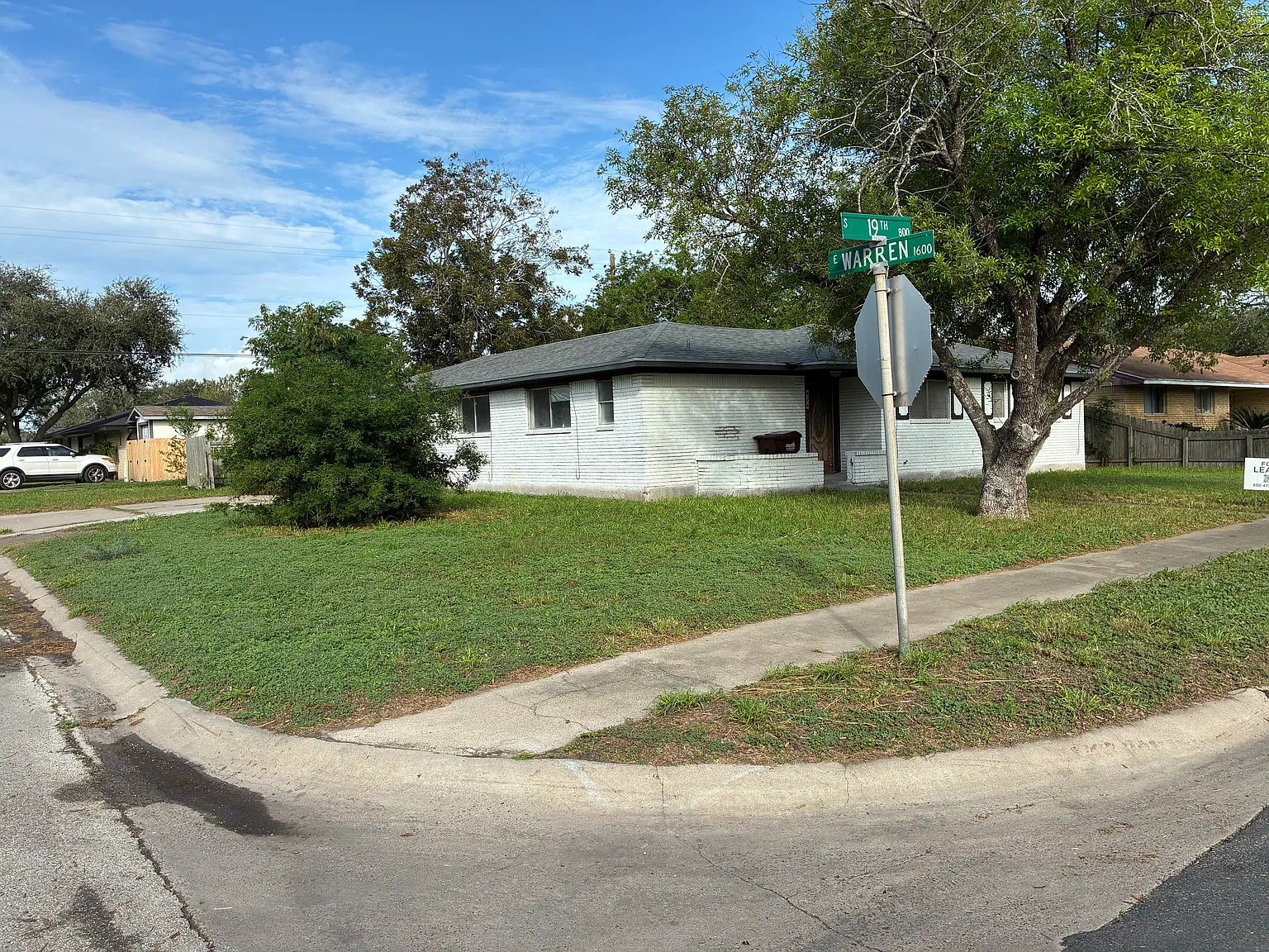 4 bed, 1600 sqft, $1,800 — Photo 2