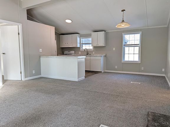 5th image of 3008 Leeds Rd