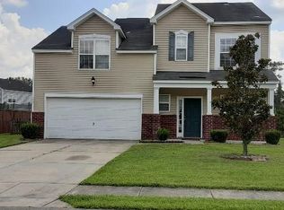 558 English Oak Cir, Moncks Corner, SC 29461