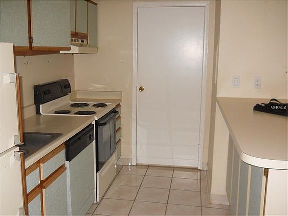 4th image of 1400 Gandy Blvd N Unit 1116