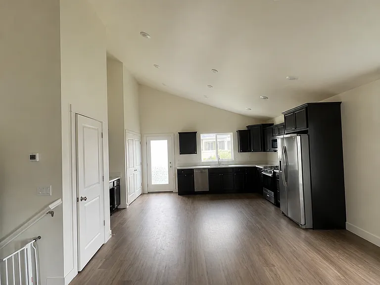 3074 Meadow View Loop — Photo 3