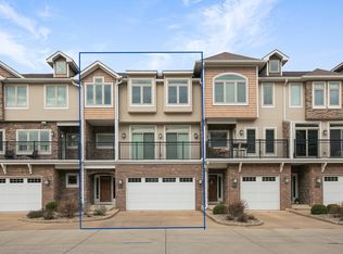 1733 Burdette St, South Bend, IN 46637