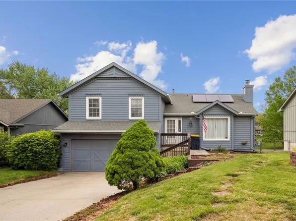516 NW 80th Ter, Kansas City, MO 64118