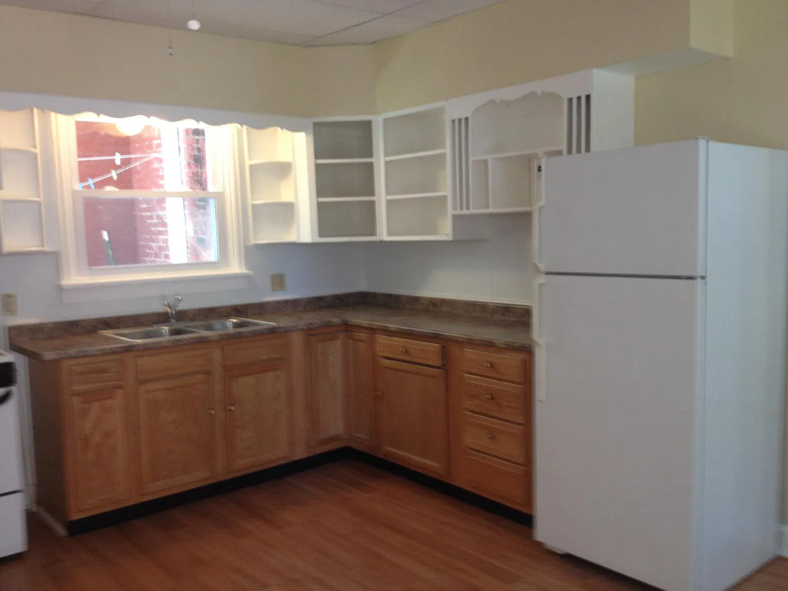 54 E Water St — Photo 4