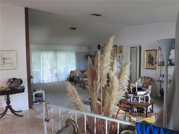 3rd image of 7670 Innis Ct