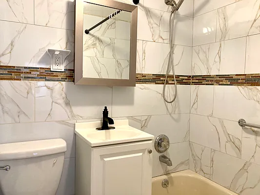 Rented by OT Real Estate | media 7