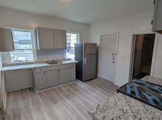 152 E Farm St #2, Waterbury, CT 06704