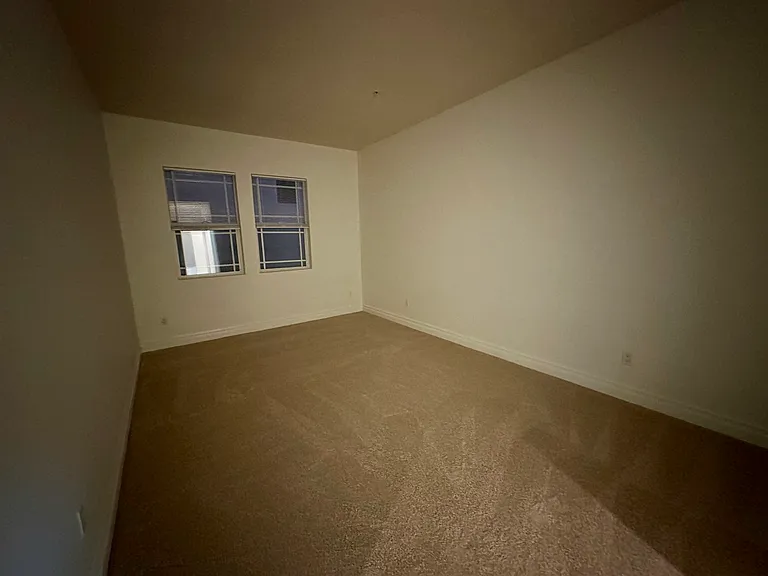 917 S New Hampshire Ave #211 — Photo 11