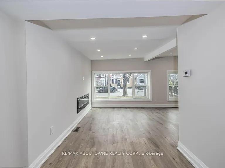 131 West Ave N — Photo 13