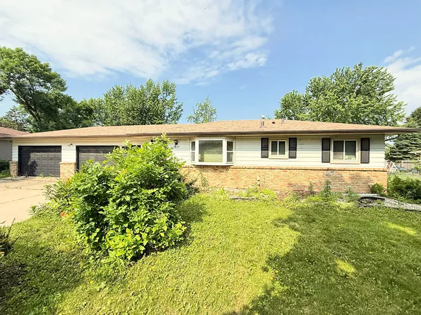 4035 Beryl Rd, Eagan, MN 55122