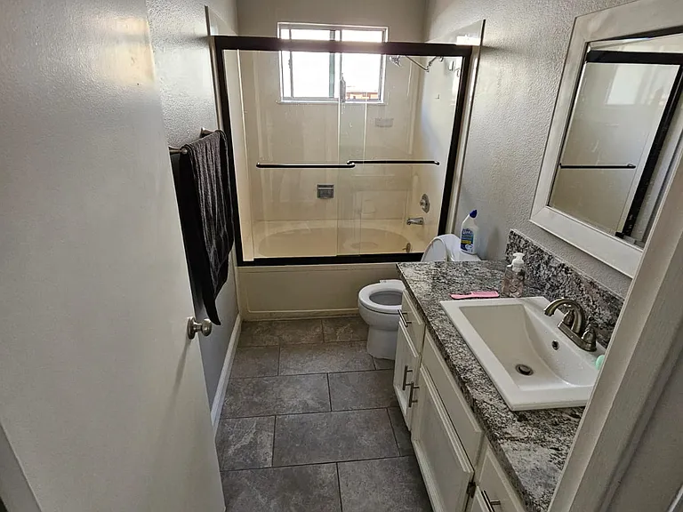 7800 Auburn Woods Dr — Photo 4