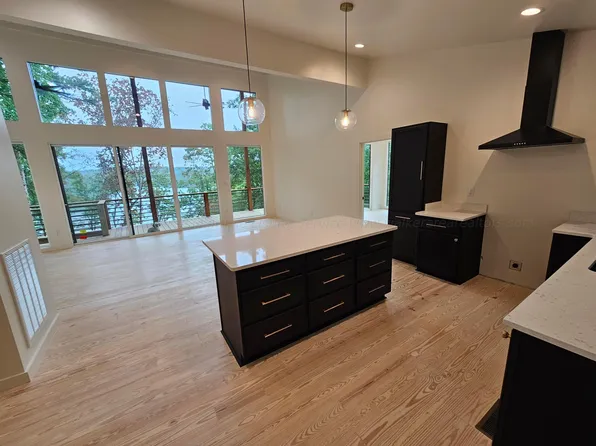 1042 County Road 214, Arley, AL 35541