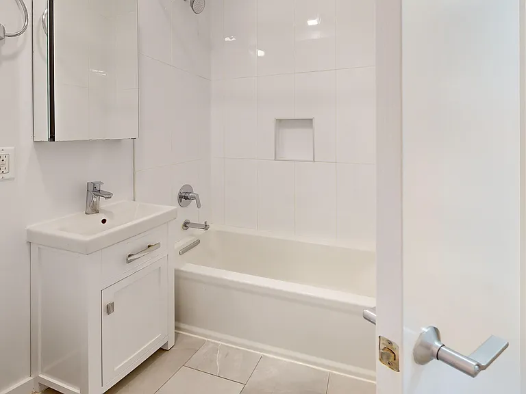 729 Ellis St #408 — Photo 9