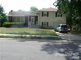 108 Maiden Ln, New Haven, MO 63068