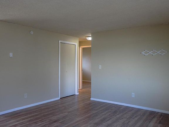 3rd image of 2219 Simpson Ave APT B